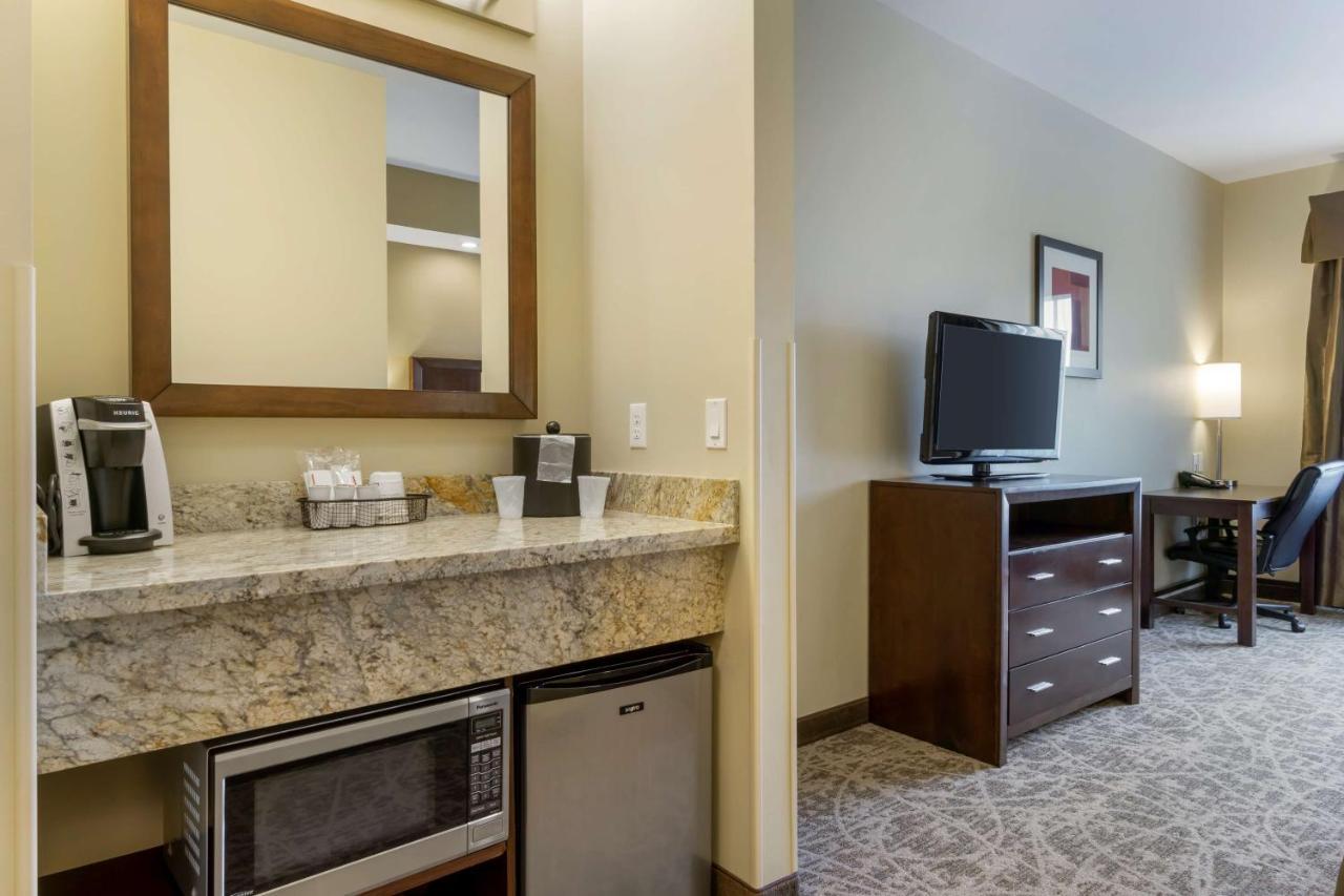 Best Western Plus Lacey Inn & Suites Exterior foto